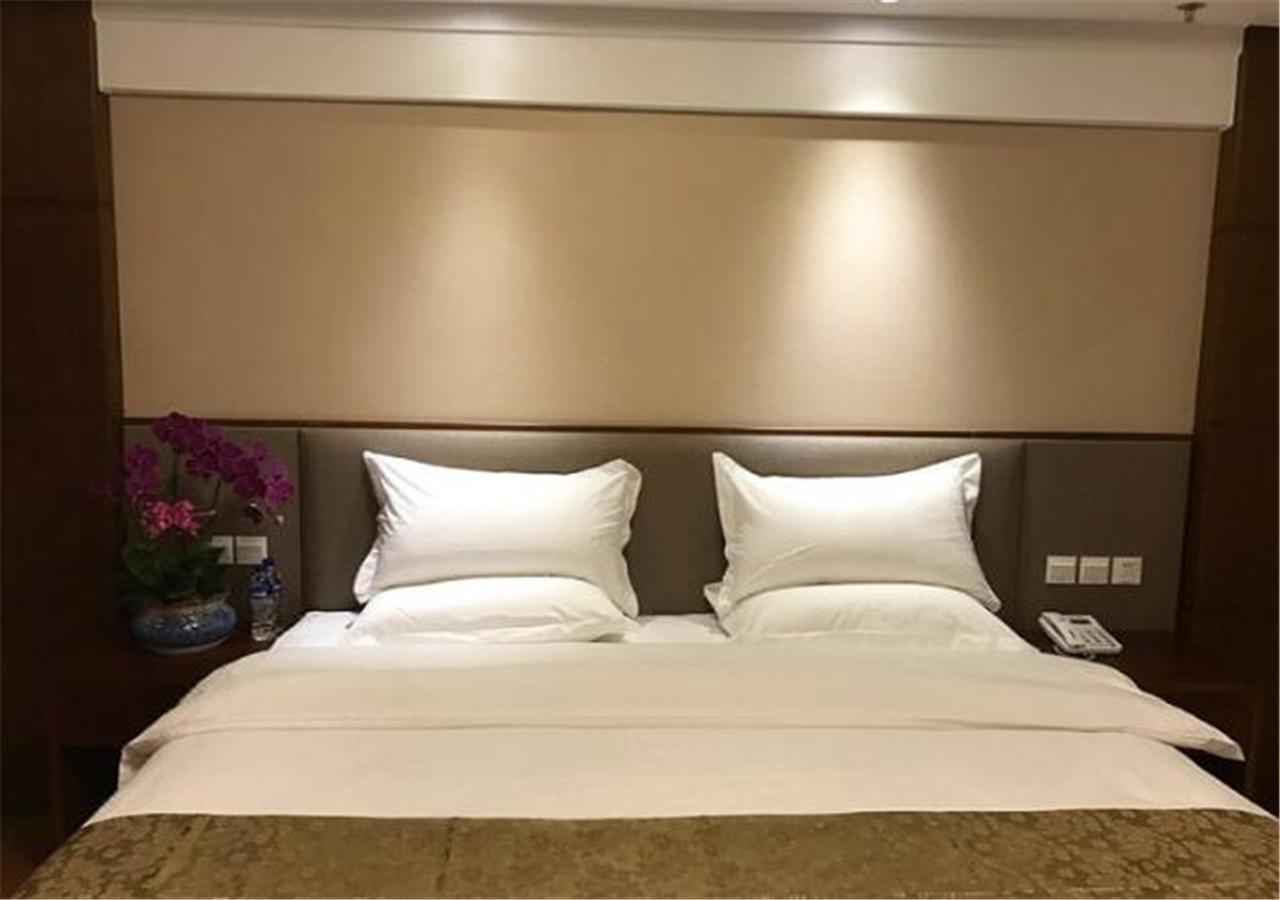 Weihai Golden Bay Holiday Hotel Esterno foto