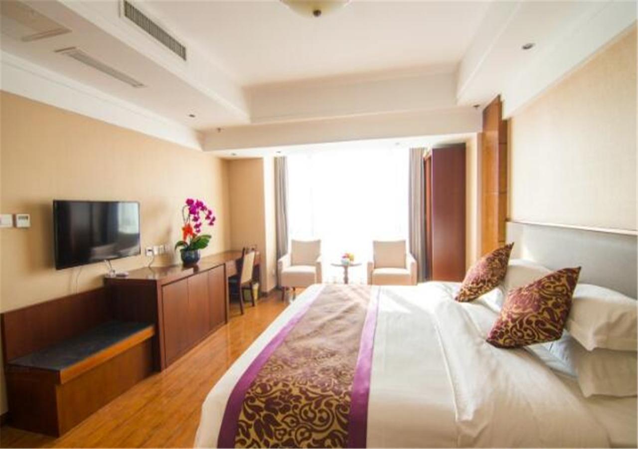 Weihai Golden Bay Holiday Hotel Esterno foto